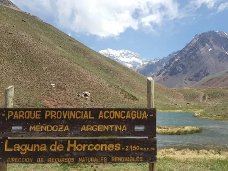 Laguna de Horcones – Parque Aconcagua