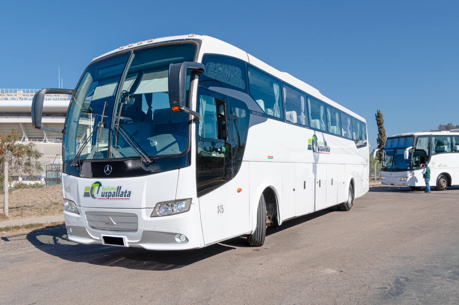 Bus
